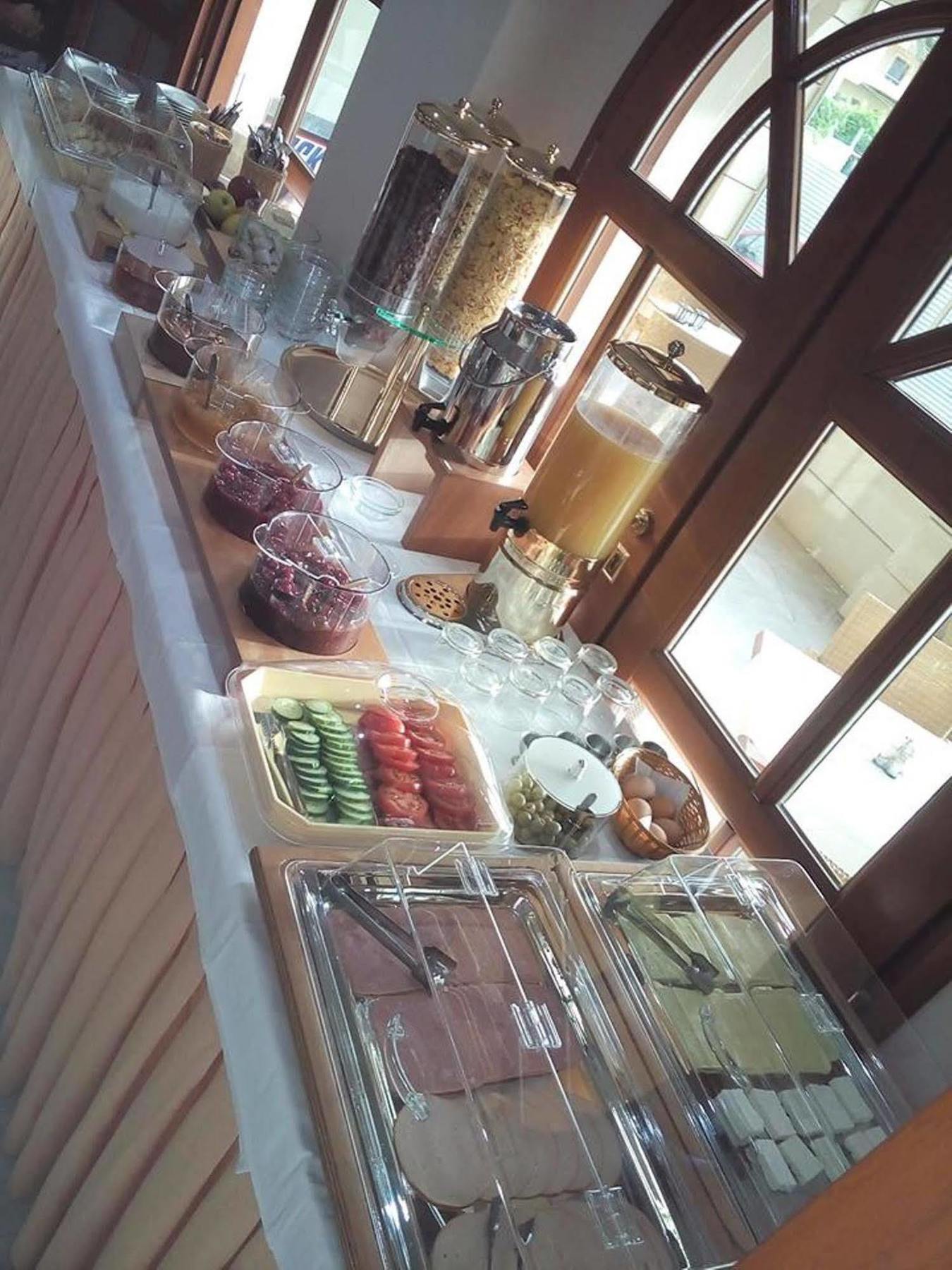 Anita Beach Hotel- Adults Only Rethymno  Bagian luar foto